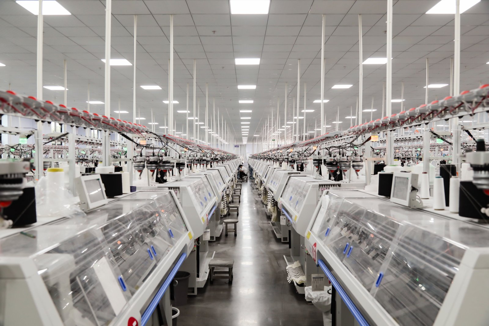 Knitting machine row